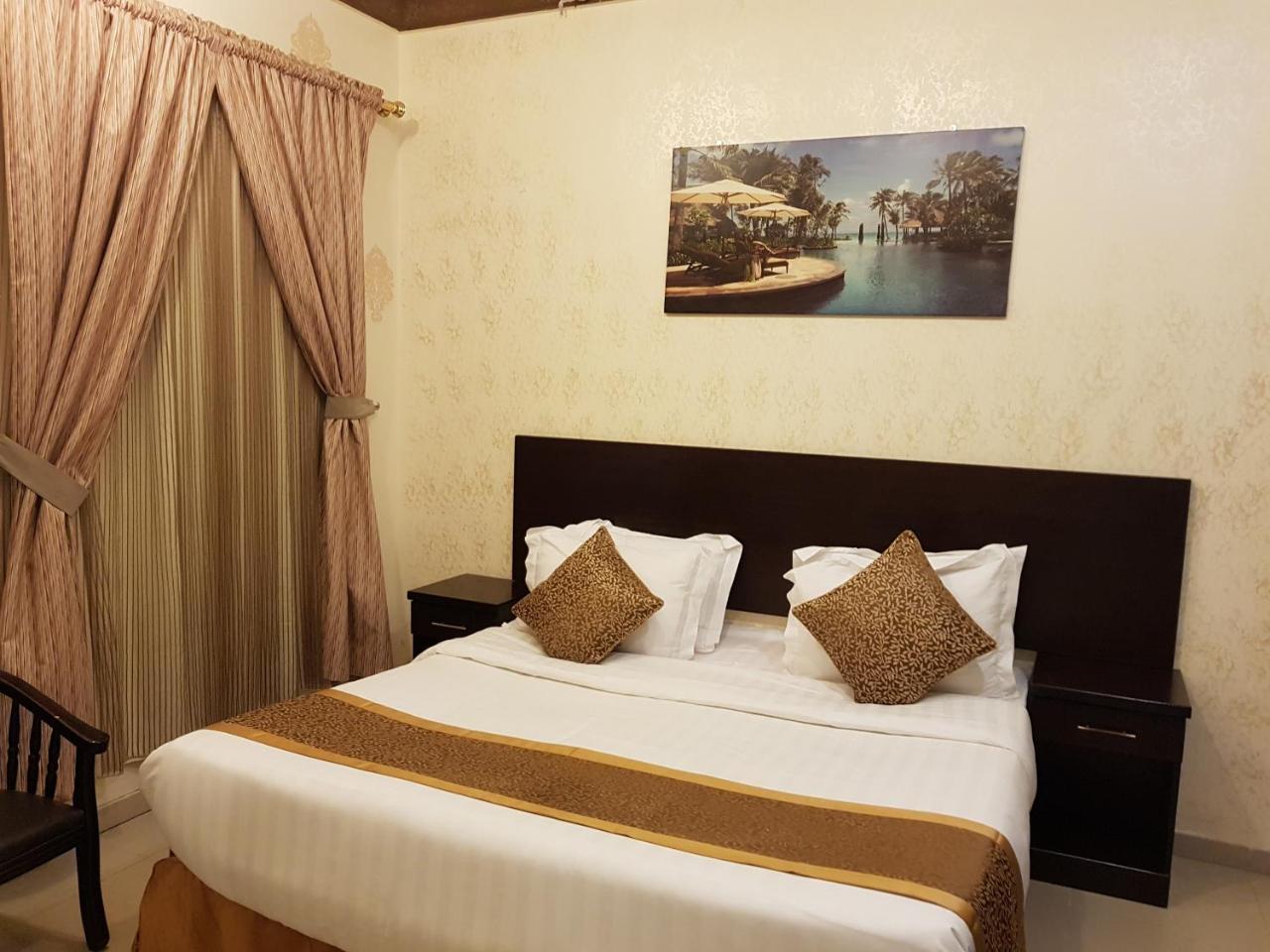 الحماد للشقق الفندقية - فرع قريش Jeddah Exterior photo